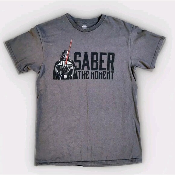 Star Wars Gray Darth Vader Saber The Moment Men's T- Shirt Size Medium Adult - Picture 1 of 11